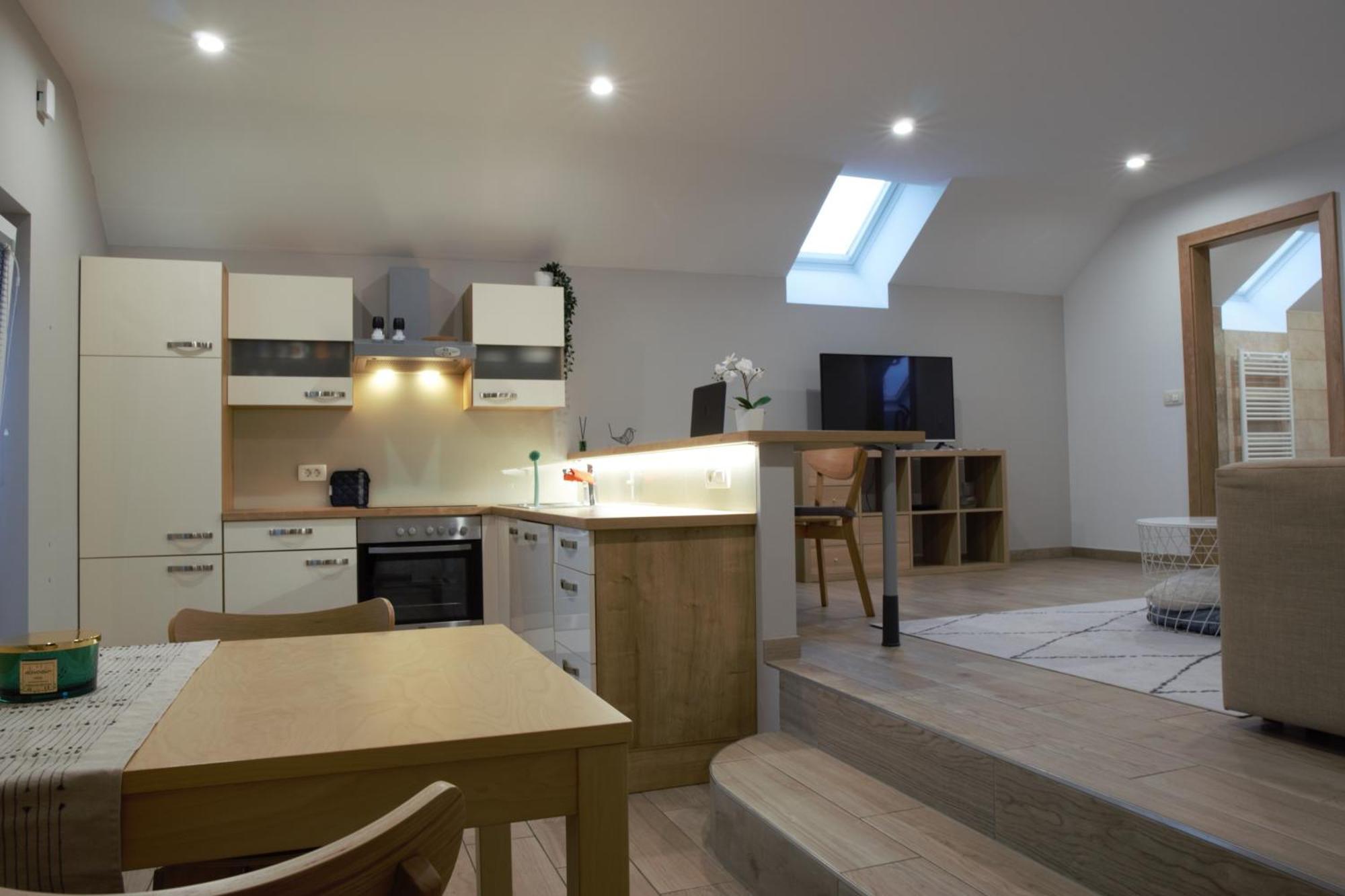 Domen'S Cozy Rentals Kranj Zewnętrze zdjęcie